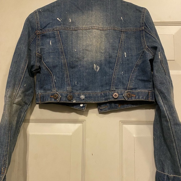 Vintage Dollhouse Cropped Distressed Denim Jacket size Medium - Picture 3 of 3